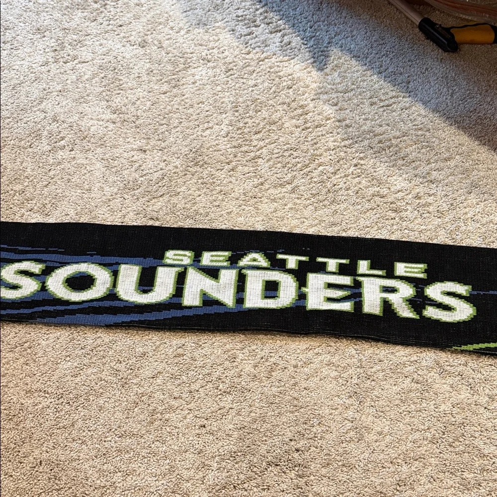 Seattle Sounders FC Black & Green Supporters Scarf
